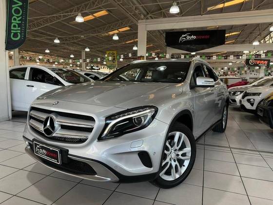 MERCEDES-BENZ GLA 200 1.6 CGI ADVANCE 16V TURBO FLEX 4P AUTOMÁTICO MERCEDES-BENZ GLA 200 1.6 CGI ADVANCE 16V TURBO FLEX 4P AUTOMÁTICO